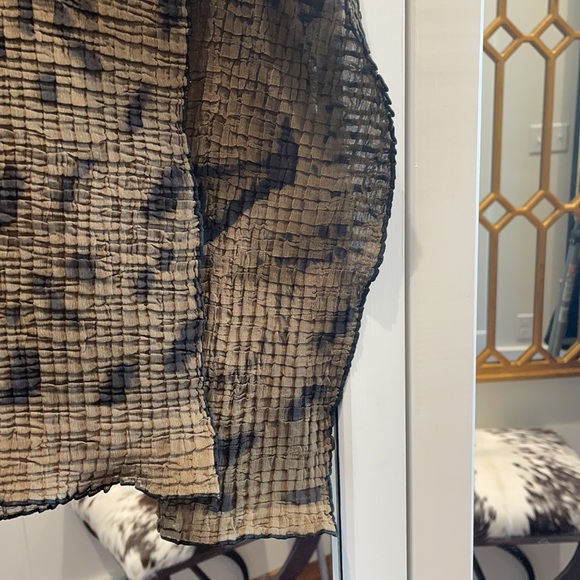 Y2K SheerTiger Jaguar crinkle shirt blouse top - Picture 5 of 9